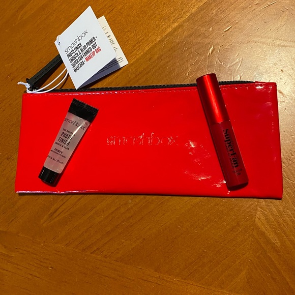 Smashbox Makeup Set & Makeup Bag - Picture 2 of 16